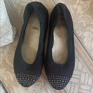 Elegant Black Studded Flats. 8.5